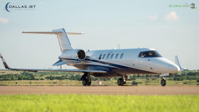 Learjet 24