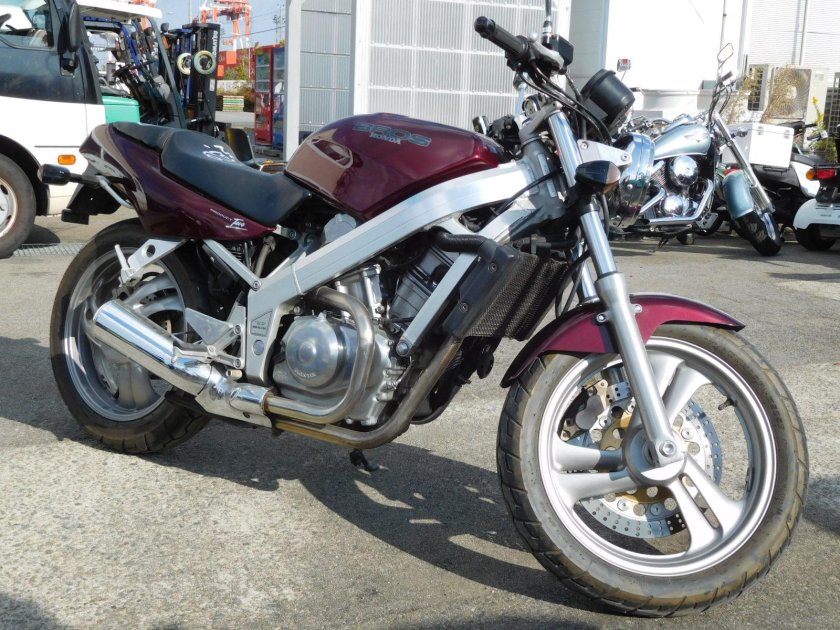 Honda Bros 400 мотоцикл