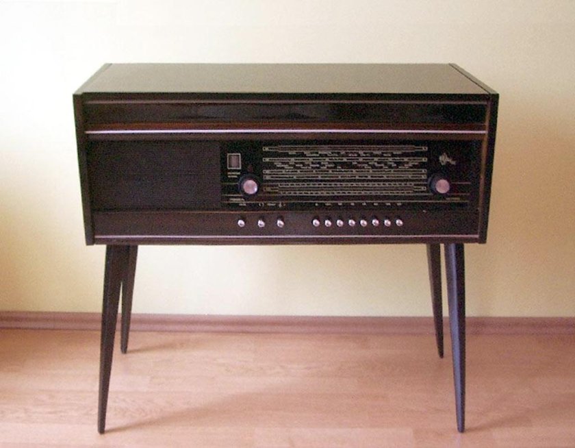 Радиола Урал 111