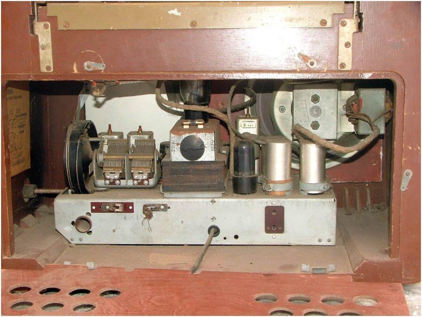 Радиола Урал 49