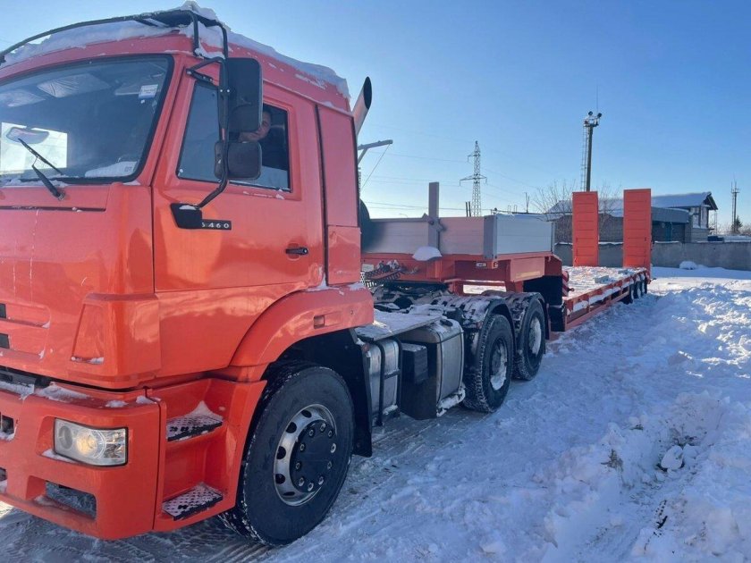 КАМАЗ 6460-73 2015 год с синего цвета с низкой кабиной евро 4