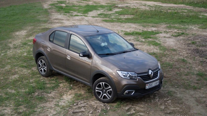 Рено Логан степвей черный