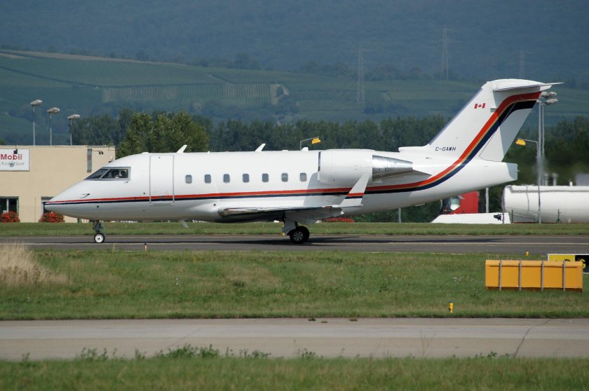 Challenger 604 in Turbulence