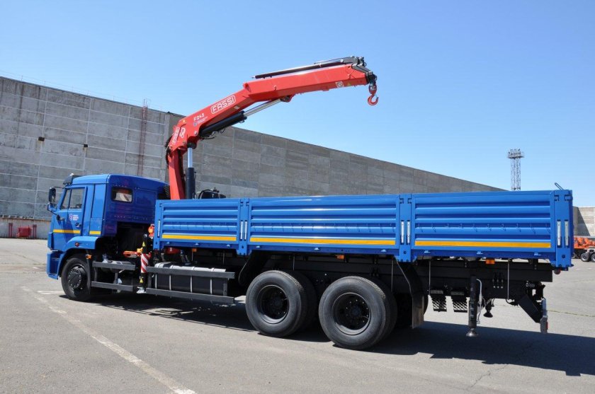 КАМАЗ 65117 С КМУ Fassi
