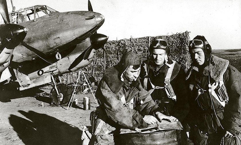 Пилот бомбардировщика пе2