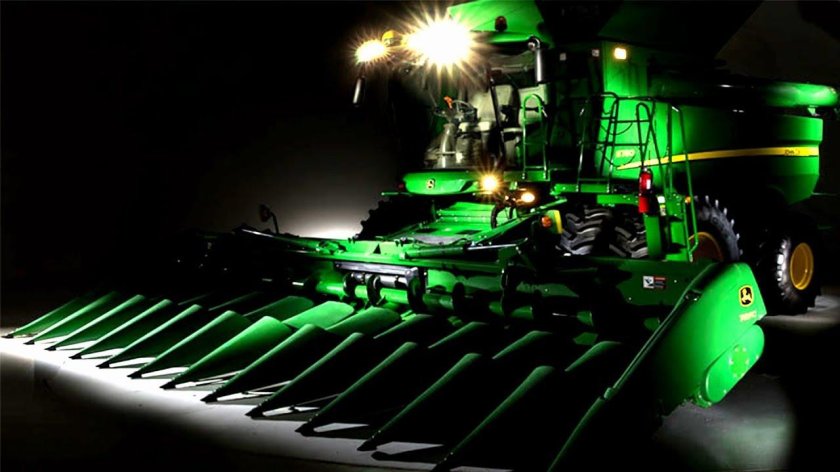 Трактор Джон Дир комбайн