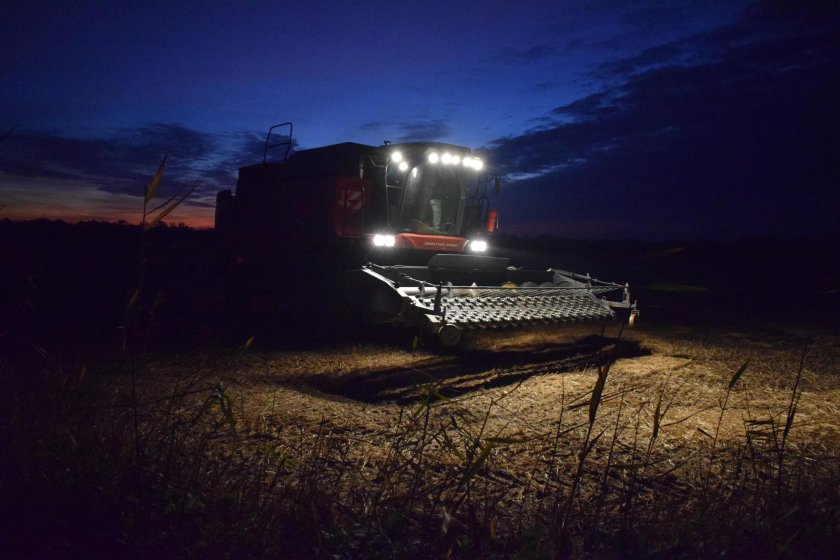 Беспилотный трактор Ростсельмаш