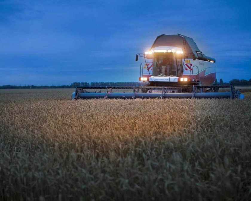 Комбайны уборка зерновых Ростсельмаш