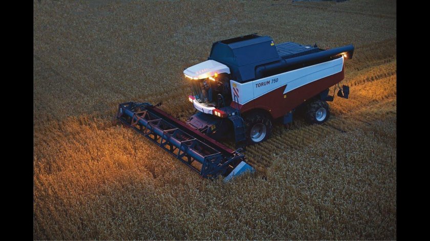 Комбайн Торум 750