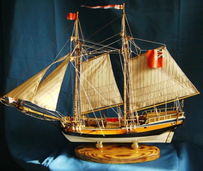 Шлюп корабль парусный