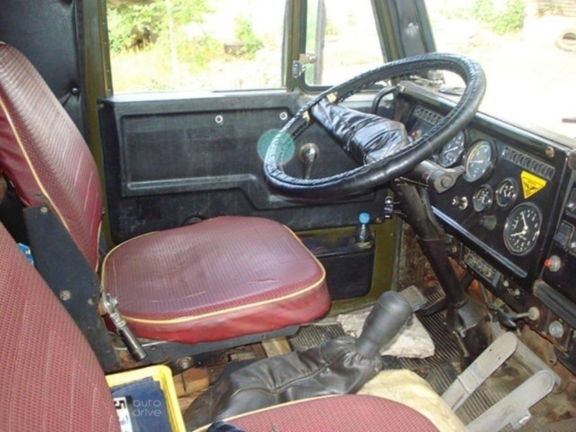 КАМАЗ 5320 кабина изнутри