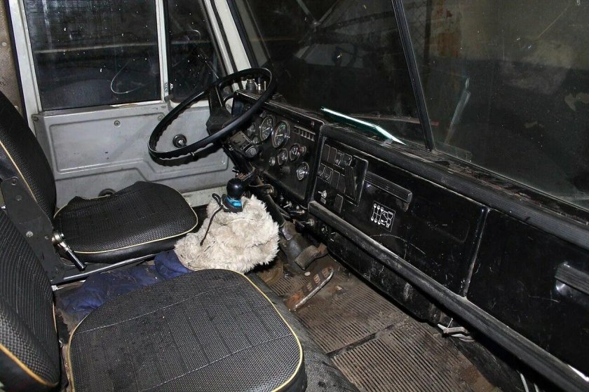 КАМАЗ 5320 салон кабины