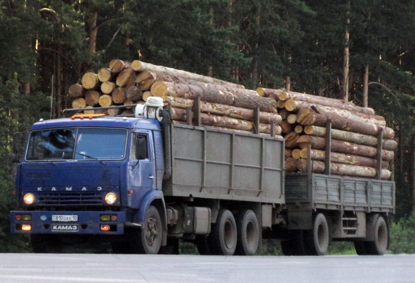 КАМАЗ 53212 лесовоз