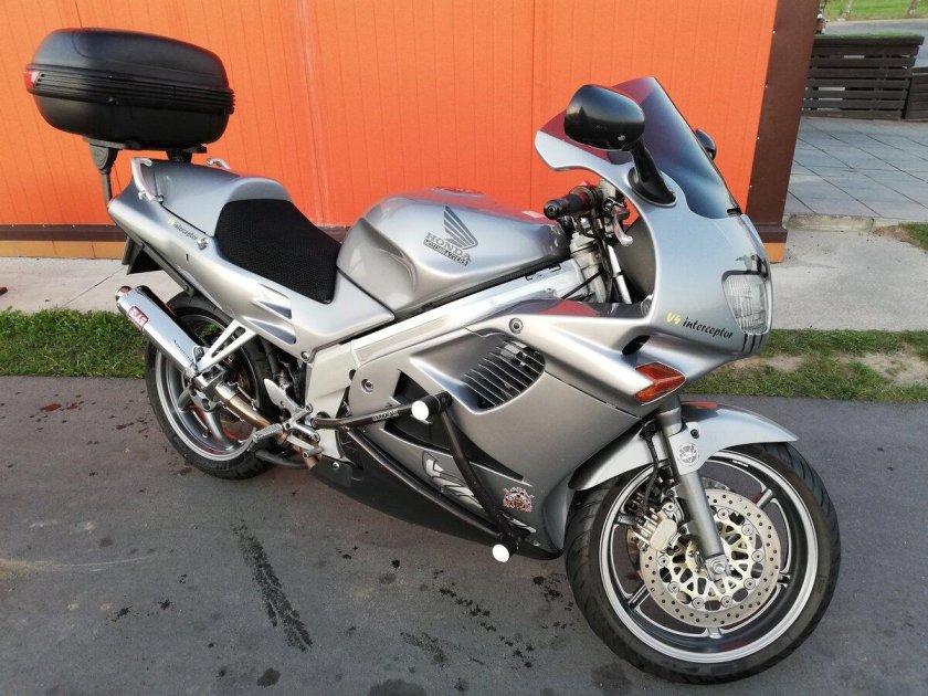 Honda VFR 750 F