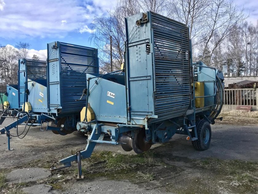 Картофелеуборочный комбайн Anna z644