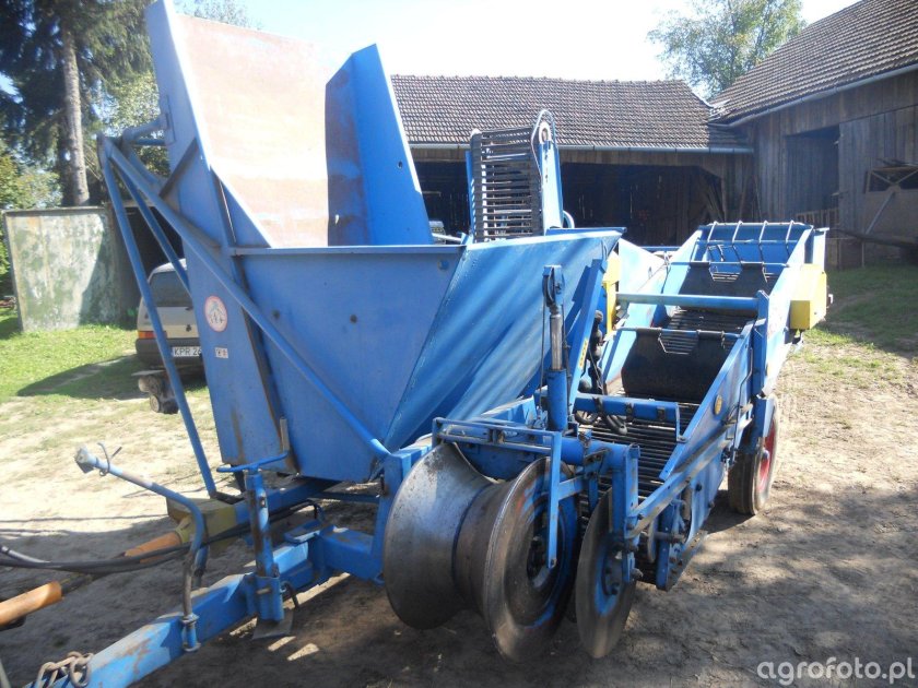 Картофелеуборочный комбайн Bolko