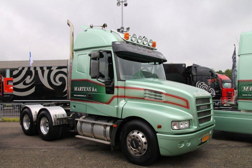 Грузовики Ивеко стратор