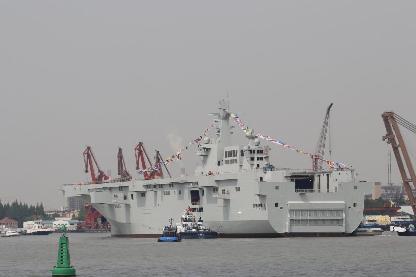 Десантные корабли Китая