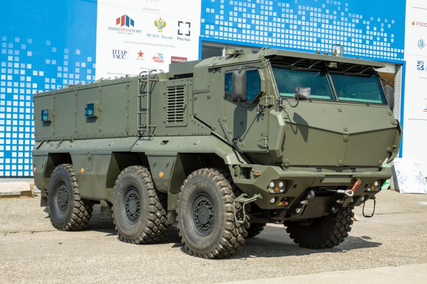 КАМАЗ Тайфун 8х8