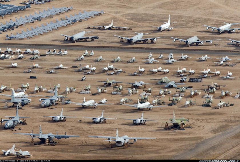 Кладбище самолетов в Аризоне