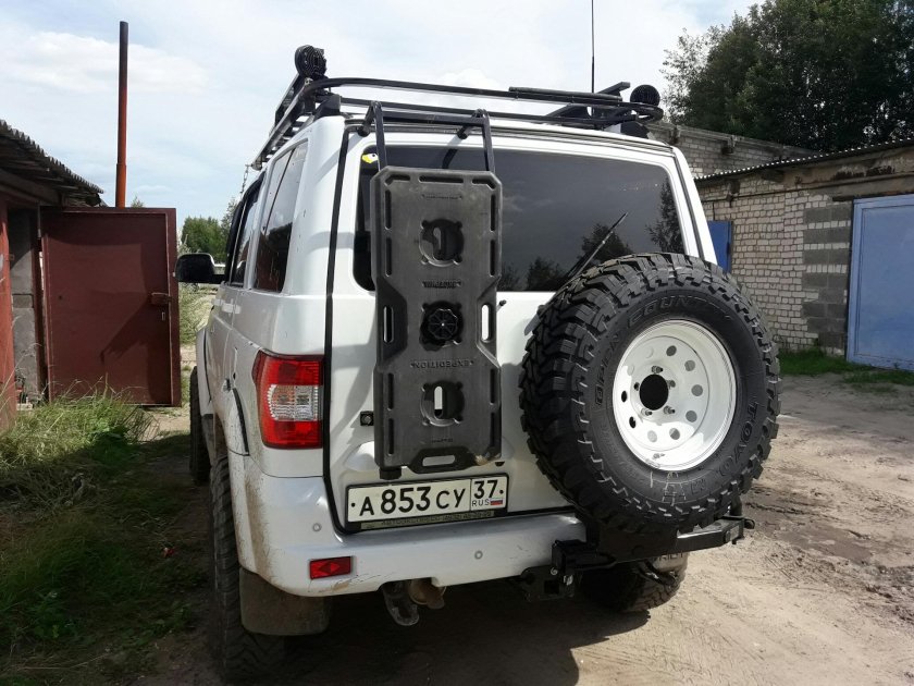 Экспедиционная канистра УАЗ Патриот