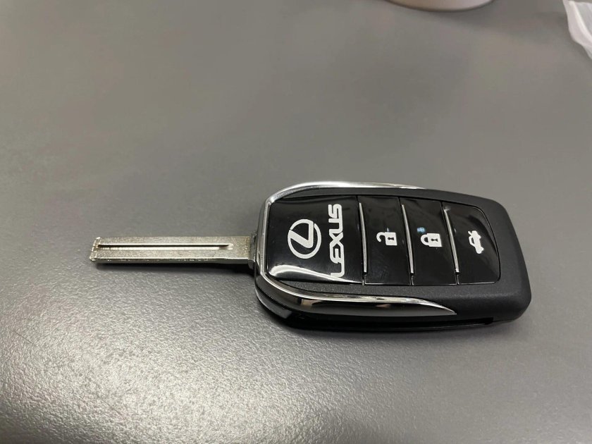 Ключ Лексус РХ 350