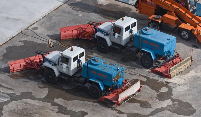 ГАЗ-3308 ледозаливочная машина