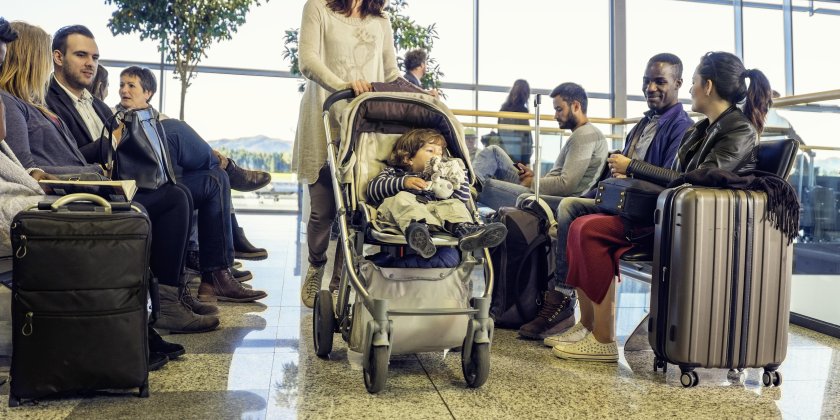 Коляска для младенца в самолет