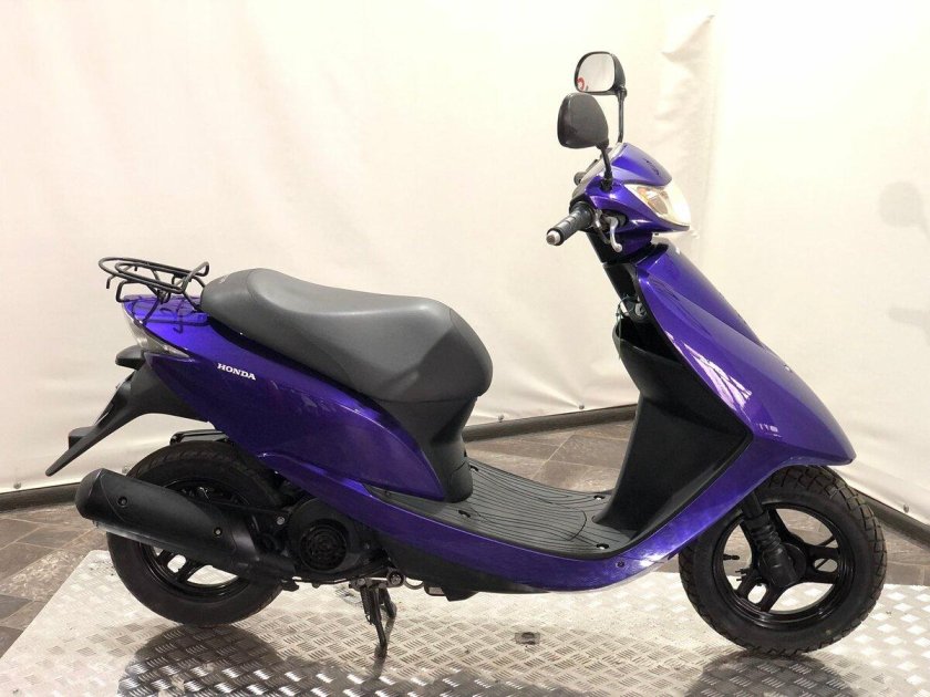 Honda Dio фиолетовая