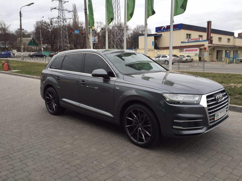 Audi q7 r22