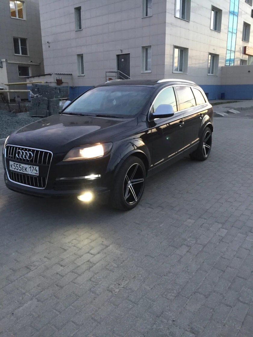 Ауди q7 на черных дисках