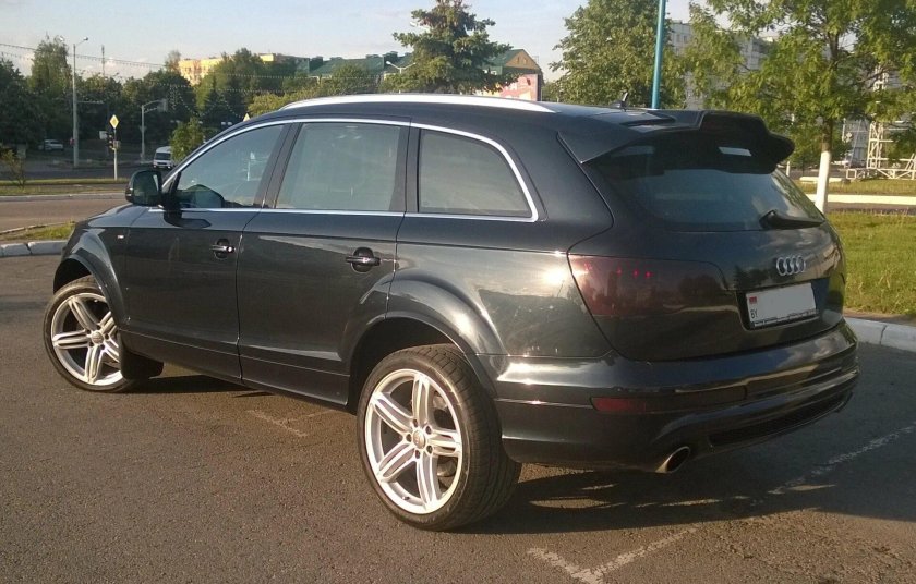 Audi q7 r20