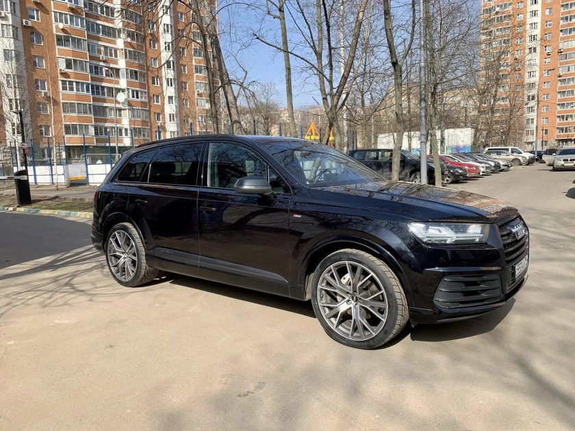 Audi q7 r22