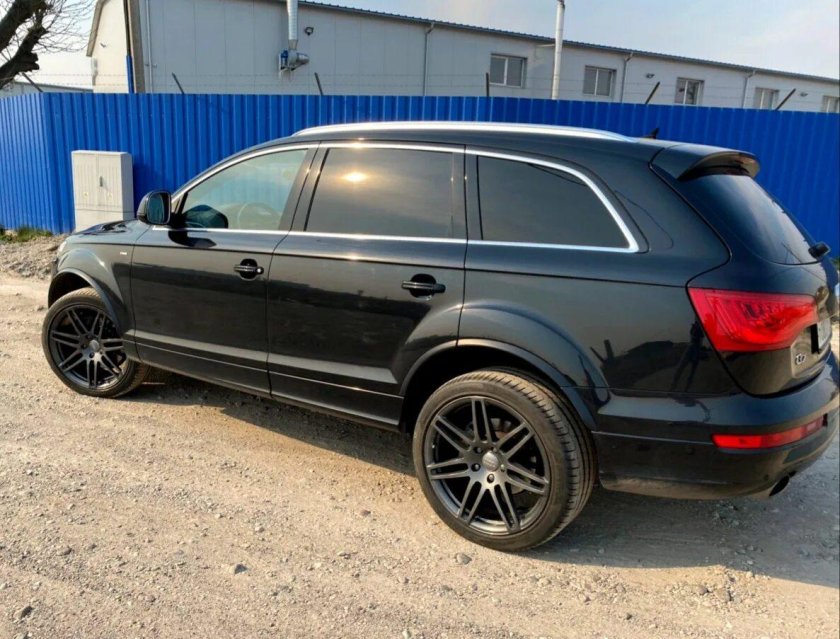 Audi q7 r21