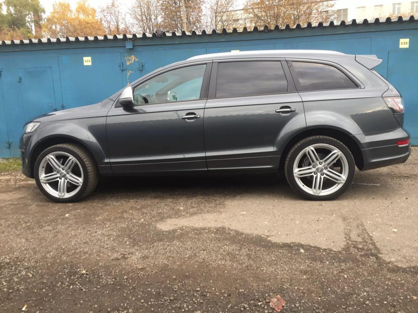Audi q7 r20