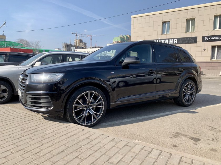 Диски Audi q7 r22