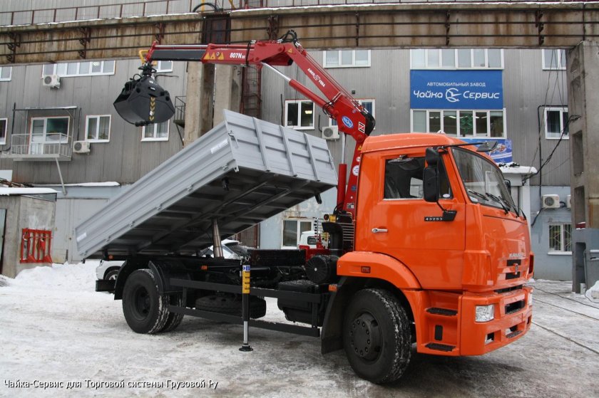 КАМАЗ 43253 самосвал с КМУ