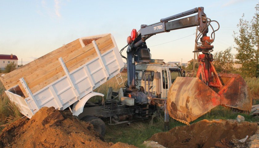 ЗИЛ 130 С грейфером