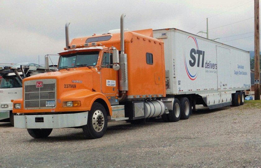 Тягач Marmon  HDT-BC-86 Оптимус