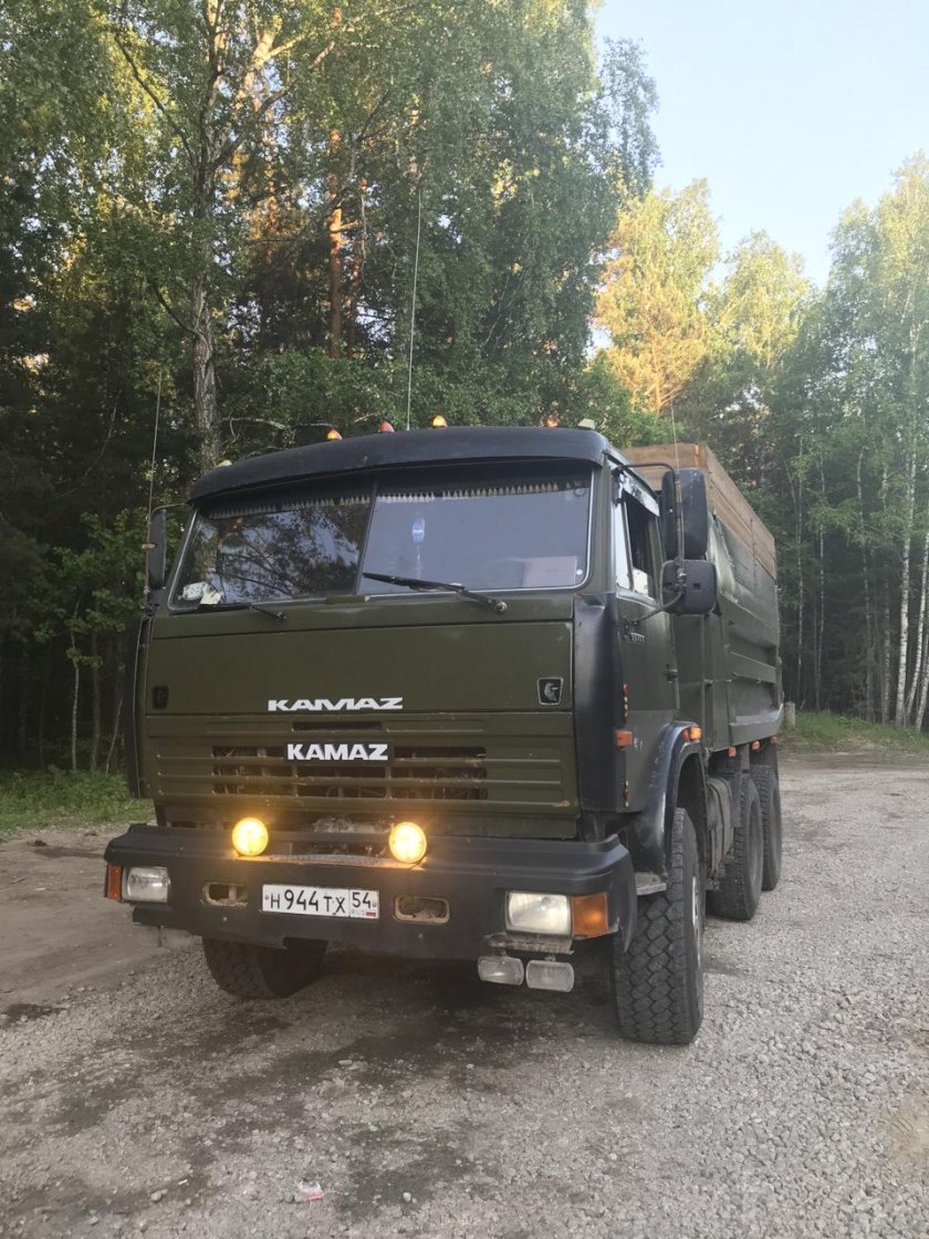 КАМАЗ 6520 на батонах