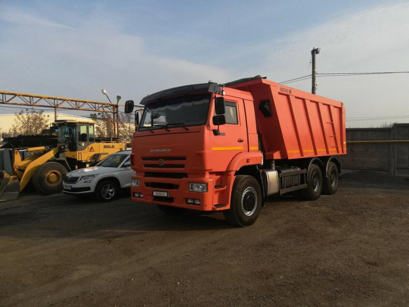 КАМАЗ 6520 20