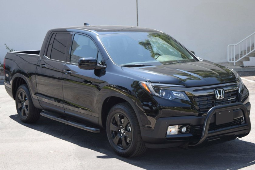 Пикап Honda Ridgeline 2020
