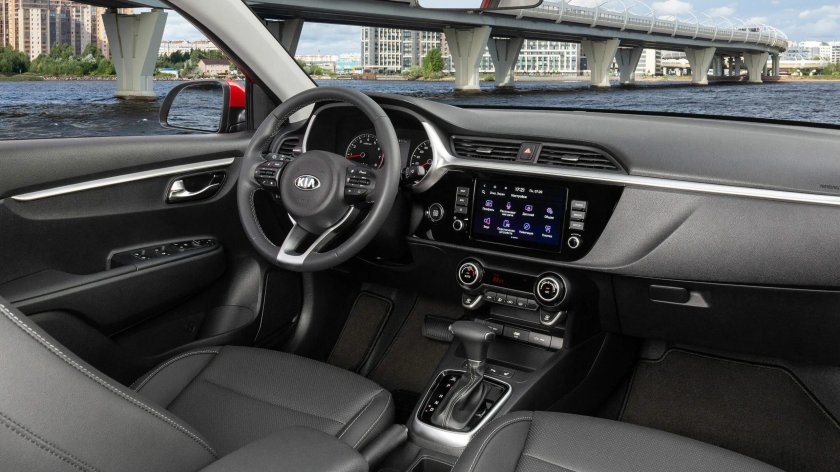 Kia Rio 2021 салон