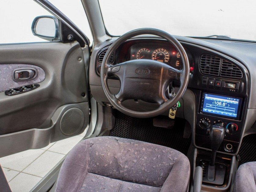 Kia Spectra 2007 салон