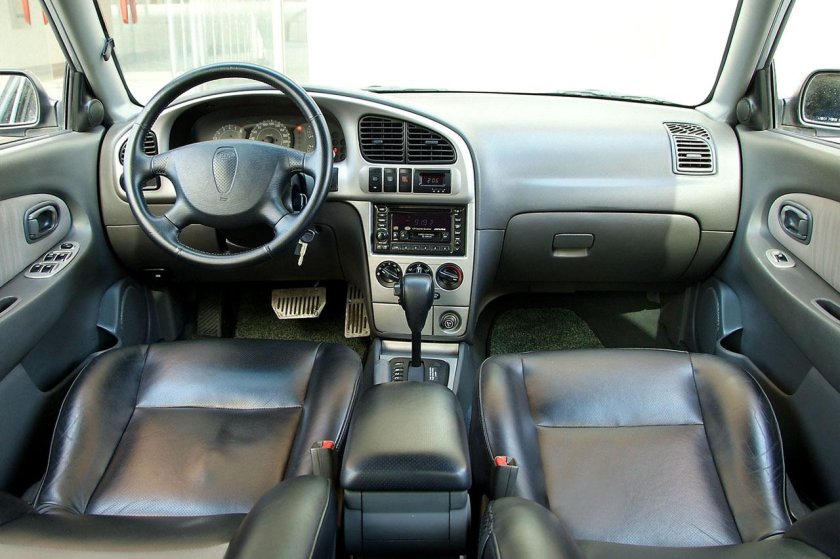 Kia Spectra 2006 салон