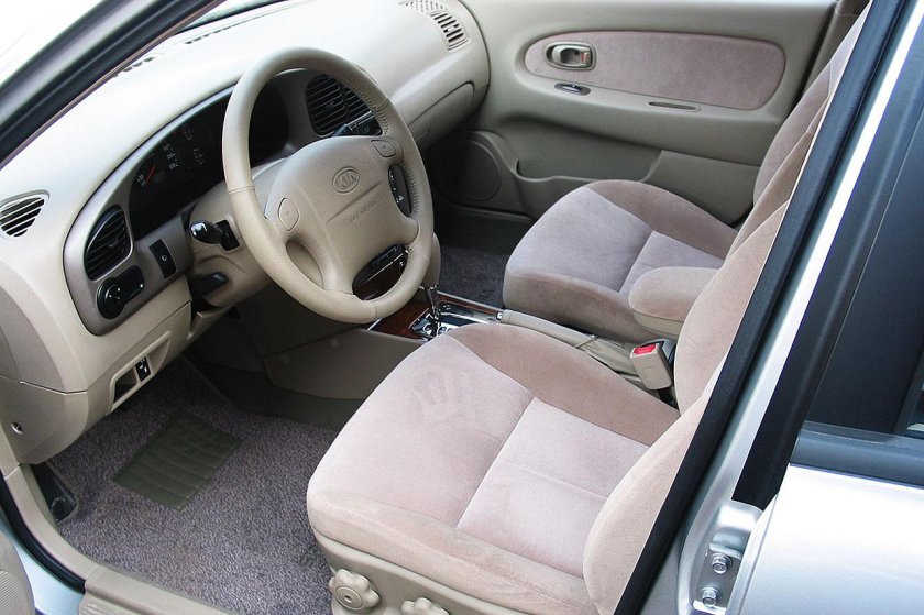 Kia Spectra 2009 салон