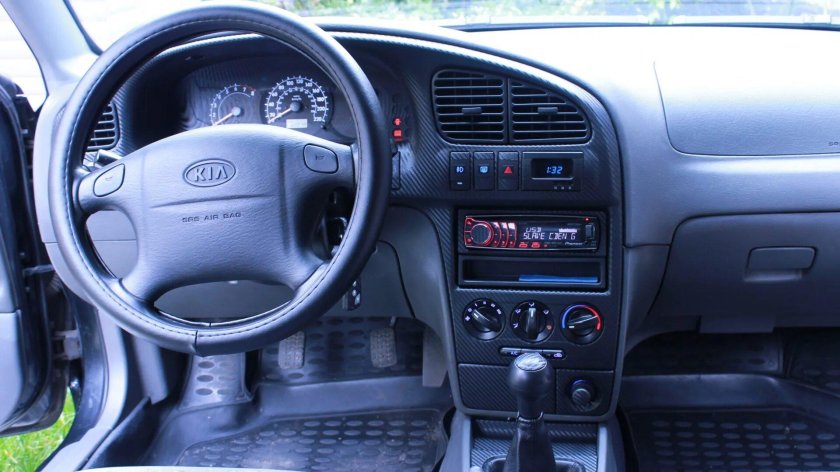 Kia Spectra 2008 салон
