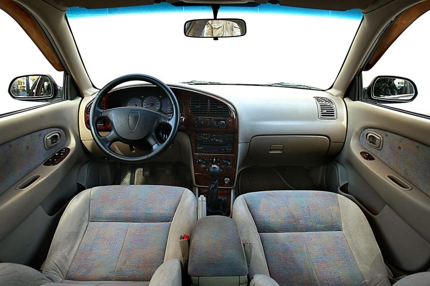 Kia Spectra салон