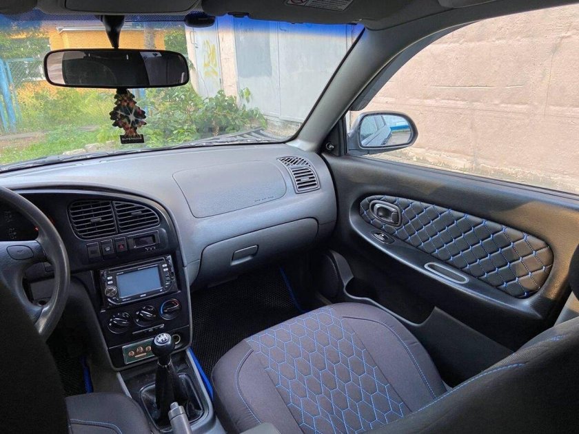 Renault Clio 2 2004 салон