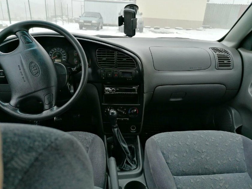Kia Spectra 2007 салон